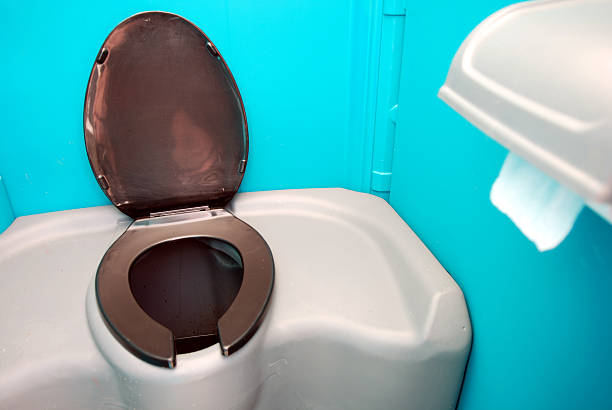 Affordable portable toilet rental in Troy, MO